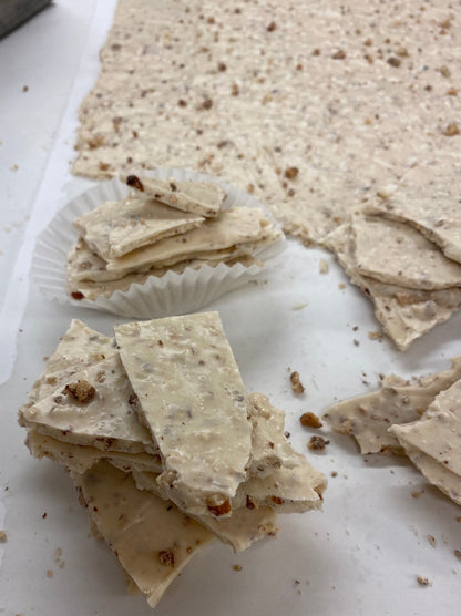 White Chocolate Almond Bark - Nandy's CandyWhite Chocolate Almond Bark